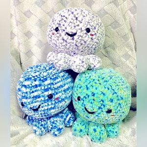 Extra soft and fuzzy jumbo octopus plushies